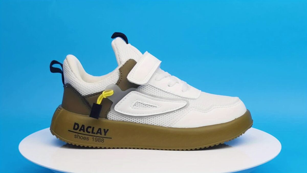 Stylish and comfortable DACLAY striped breathable boys casual sneakers perfect for all seasons These shoes offer superior comfort and breathability