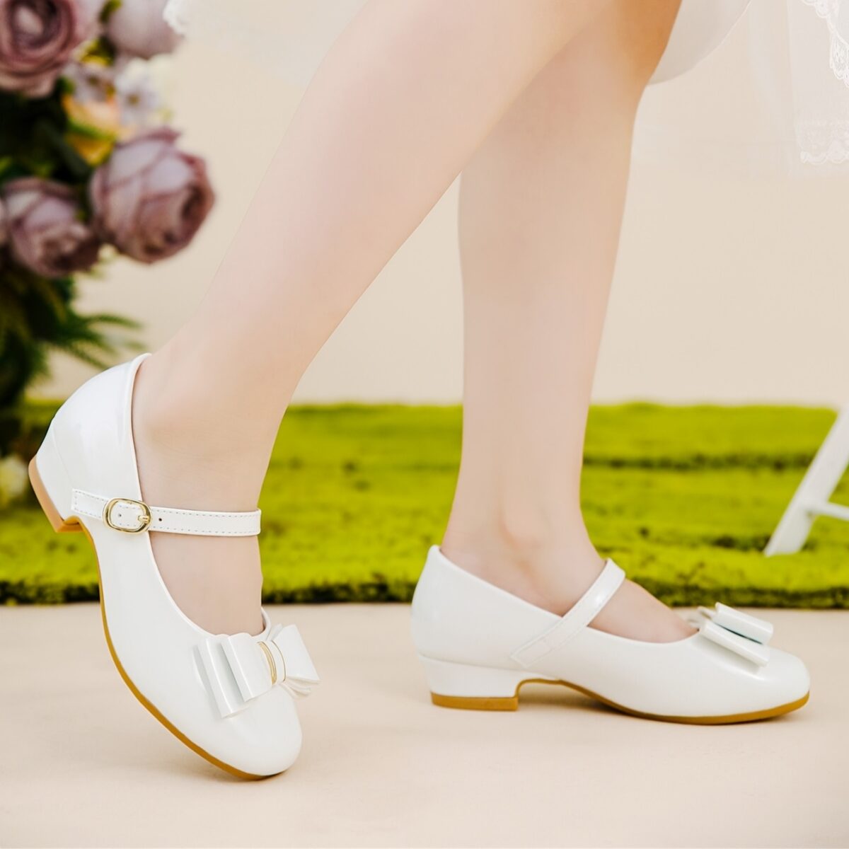 Newness Classic Bow Girls Mary Janes in ivory Elegant Mary Jane shoes with a delicate bow perfect for weddings and parties