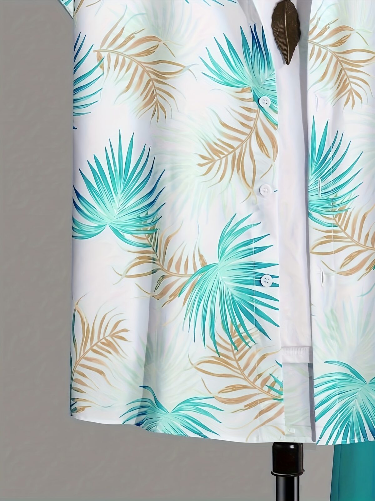 Relax and soak up the sun in the Newness Riviera Escape Tropical Print Set This lightweight polyester two piece set features a vibrant tropical print perfect for a summer getaway or a day at the beach
