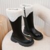 Newness Explorer Kids Winter Boots Stylish and practical kids winter boots perfect for snow ice and everyday wear Features waterproof construction and durable sole