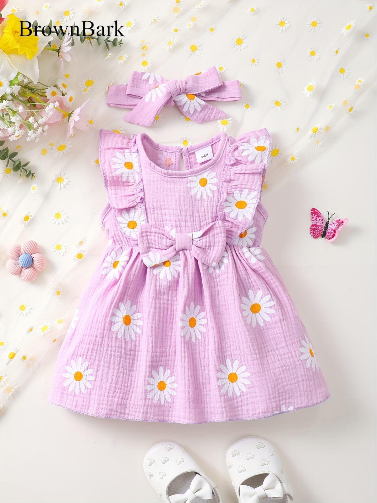 Adorable BrownBark daisy dress set perfect for summer This cute and stylish outfit features a charming daisy print and is ideal for warm weather