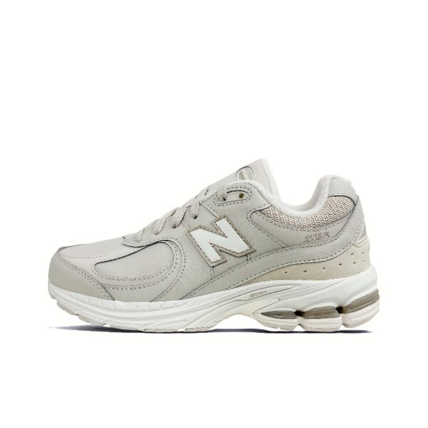 Stylish and comfortable Newness Spring Step Kids Low Top sneakers perfect for spring and fall Breathable and versatile design in color