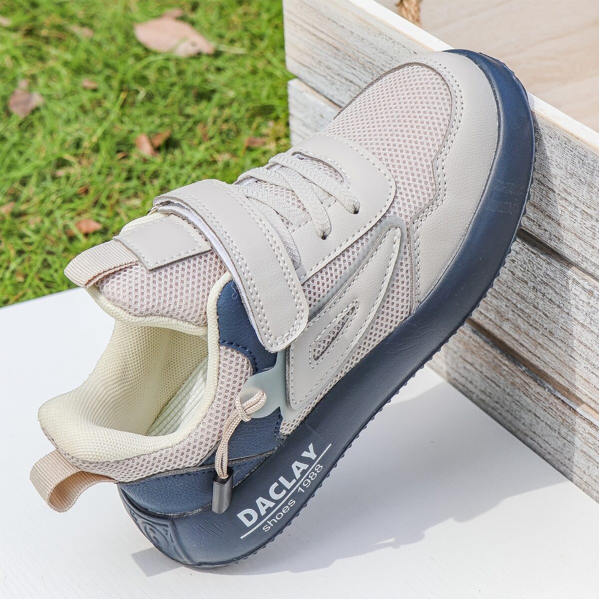 Stylish and comfortable DACLAY Kids Sneakers for boys and girls Breathable non slip perfect for all seasons
