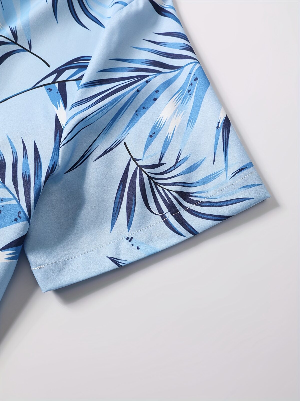 Embrace effortless summer style with the Newness Riviera Escape Leaf Print Set Crafted from breathable polyester this two piece set features a vibrant leaf print perfect for any occasion