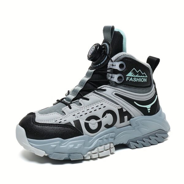Stylish and warm Newness Explorer Kids Winter Boots in trendy design perfect for outdoor winter adventures
