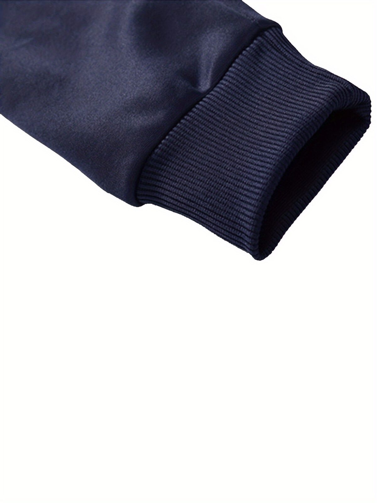 Dubai Luxe Mens Casual Suit from Newness perfect for FallWinter A stylish and comfortable mens suit in a sophisticated design