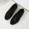 Newness Effortless Style Tassel Loafers in brown leather These chic loafers feature stylish tassels and are perfect for any occasion