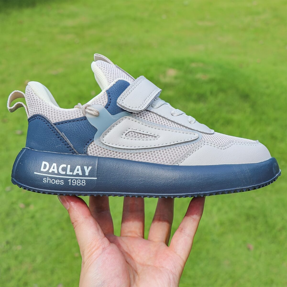 Stylish and comfortable WZRUISEN Kids Sneakers perfect for all seasons Available in a range of colors and sizes