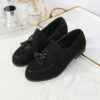 Newness Effortless Style Tassel Loafers in brown leather These chic loafers feature stylish tassels and are perfect for any occasion