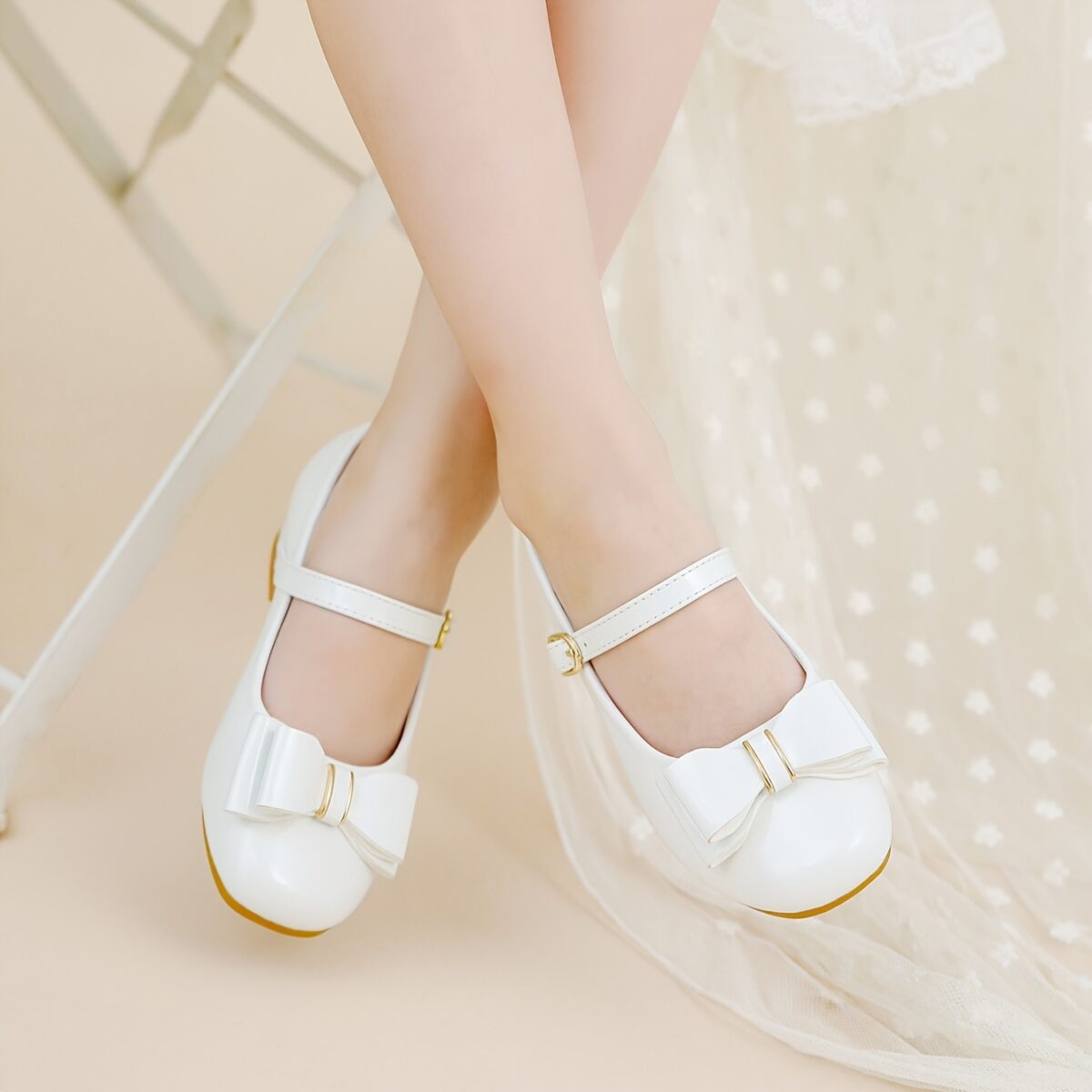 Newness Classic Bow Girls Mary Janes in ivory Elegant Mary Jane shoes with a delicate bow perfect for weddings and parties