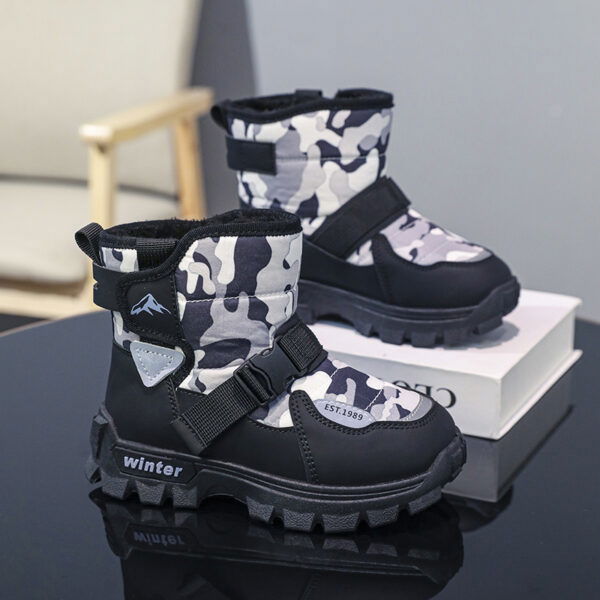 Newness Urban Explorer Boys Camo Boots   Stylish and durable camo boots perfect for winter adventures
